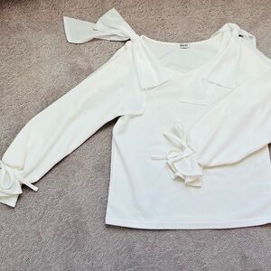 Elegant White Women's Top with Bow Details for Spring and Fall (& warm Winter)